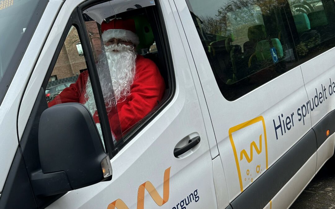 Schiefbahner  Bürgerbus als Shuttle-Zubringer für den Weihnachtsmarkt in Neersen